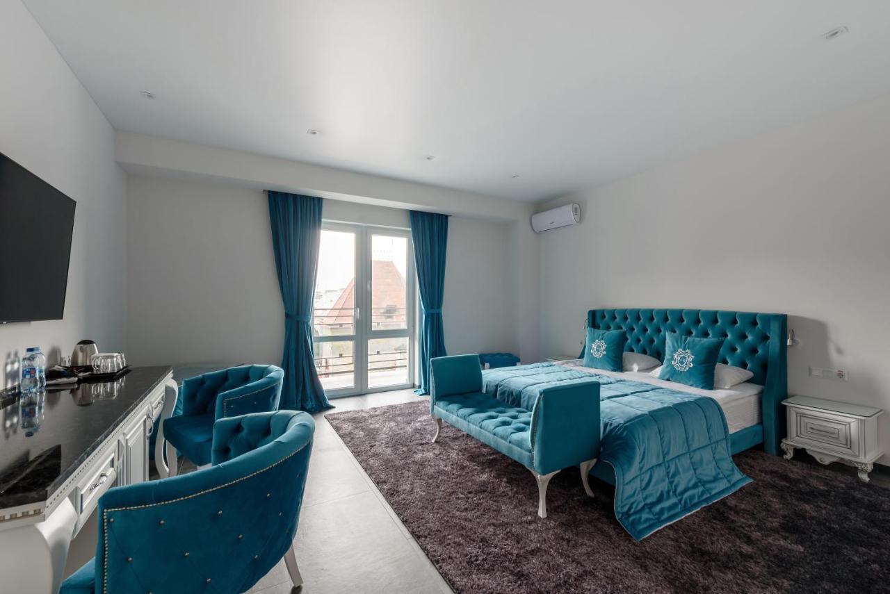 Grand Royal Hotell Tsjernivtsi Eksteriør bilde